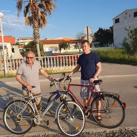 Zwei In Kroatien * Vir